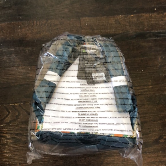 Loungefly x Disney lion king tattoo mini back pack white multi NWT - Picture 6 of 9